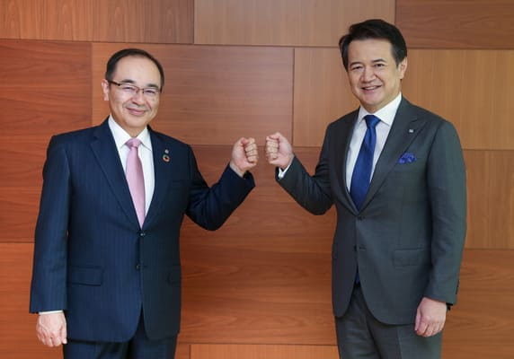 Collaborated comprehensively with Kao in the field of sustainability