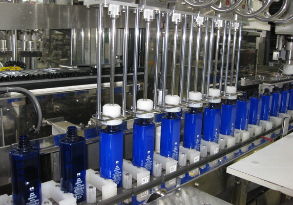 Gunma Factory acquires ISO 9002 (presently ISO 9001) certification All production facilities acquire this certification in 2000