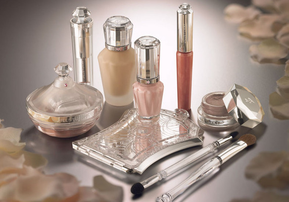 Introduction of the JILL STUART brand (licensed) to the Japanese cosmetics market