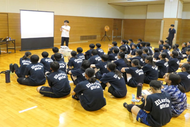 Awareness campaign to protect the skin of junior/senior high school students from UV rays