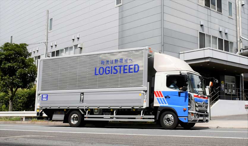 配送トラックの画像